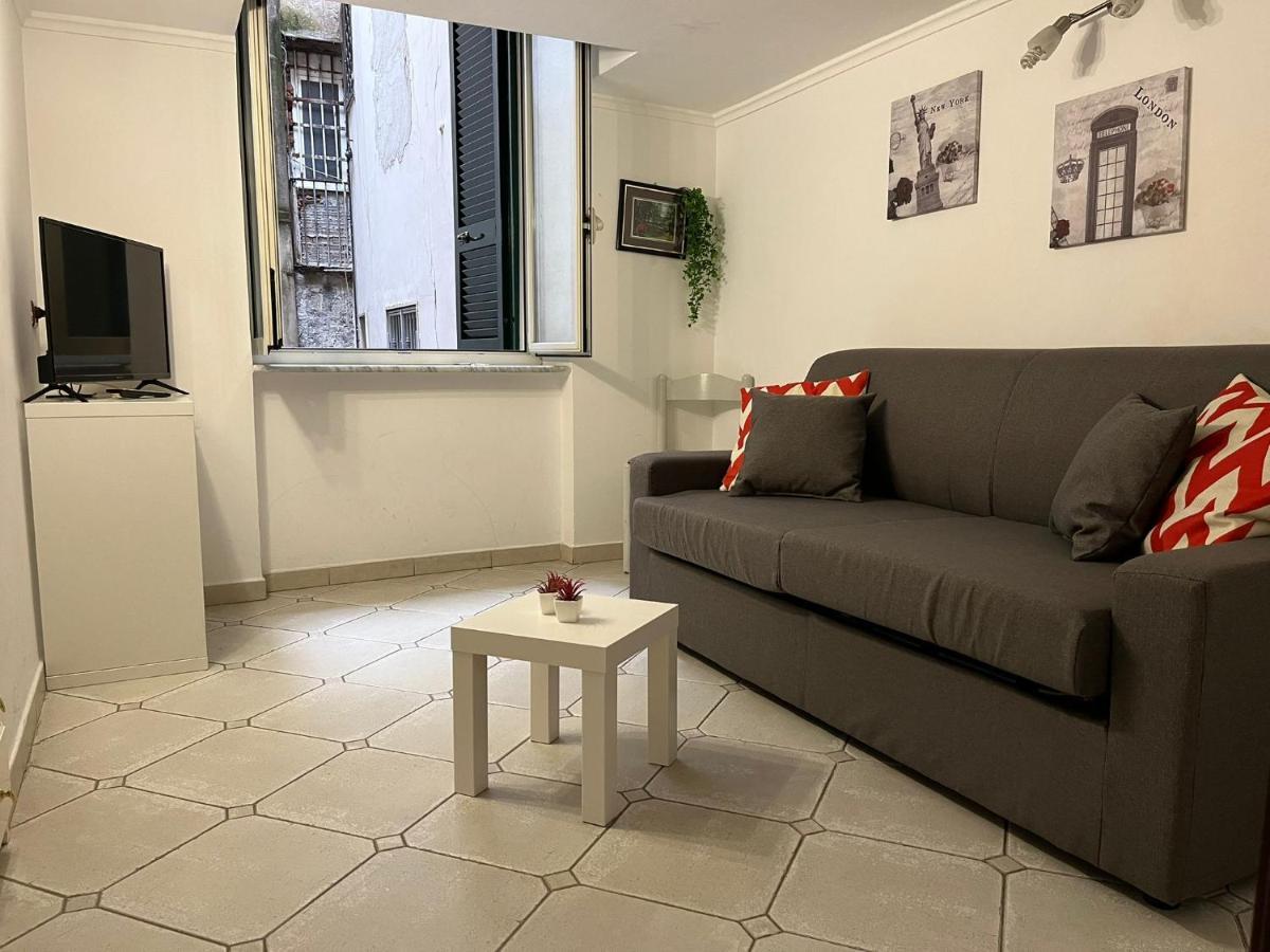 شقة Franck House نابولي المظهر الخارجي الصورة